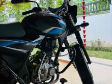 https://riyasewana.com/uploads/bajaj-discover-100-318510524451.jpg