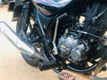 https://riyasewana.com/uploads/bajaj-discover-100-3719416506.jpg