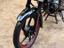 https://riyasewana.com/uploads/bajaj-discover-100-99072322232.jpg