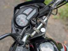 https://riyasewana.com/uploads/bajaj-discover-100m-252011101913.jpg
