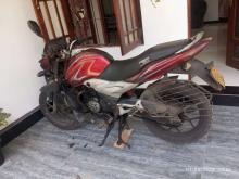https://riyasewana.com/uploads/bajaj-discover-11107016855.jpg