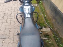 https://riyasewana.com/uploads/bajaj-discover-125-1012112519575.jpg