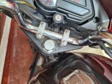 https://riyasewana.com/uploads/bajaj-discover-125-10950161346225.jpg