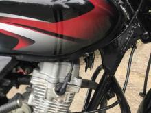 https://riyasewana.com/uploads/bajaj-discover-125-1117192124412.jpg