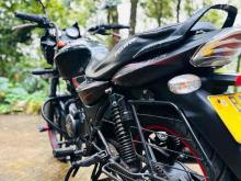 https://riyasewana.com/uploads/bajaj-discover-125-117194324541.jpg