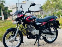 Bajaj Discover 125 2016 Motorbike