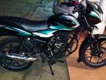 Bajaj Discover 125 2024 Motorbike