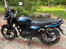 Bajaj Discover 125 2005 Motorbike