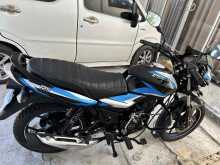 Bajaj Discover 125 2025 Motorbike