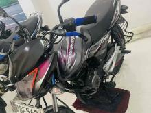https://riyasewana.com/uploads/bajaj-discover-125-213493624901.jpg