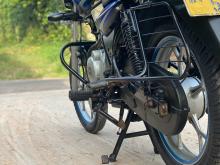 https://riyasewana.com/uploads/bajaj-discover-125-218111419696.jpg