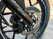 https://riyasewana.com/uploads/bajaj-discover-125-22007004302.jpg