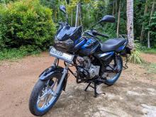 Bajaj Discover 125 2016 Motorbike