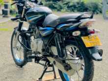https://riyasewana.com/uploads/bajaj-discover-125-256592913523.jpg