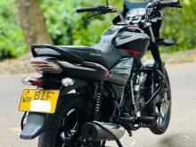 https://riyasewana.com/uploads/bajaj-discover-125-2611223219085.jpg