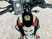 https://riyasewana.com/uploads/bajaj-discover-125-2711050422722.jpg
