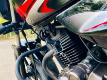 https://riyasewana.com/uploads/bajaj-discover-125-28734196394.jpg