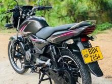 https://riyasewana.com/uploads/bajaj-discover-125-291938166024.jpg