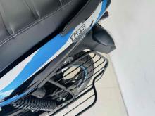 https://riyasewana.com/uploads/bajaj-discover-125-3111562624772.jpg