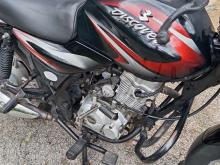 https://riyasewana.com/uploads/bajaj-discover-125-31155076246.jpg