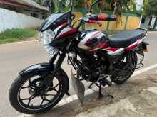 Bajaj Discover 125 2025 Motorbike