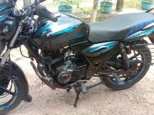 https://riyasewana.com/uploads/bajaj-discover-125-61807546066.jpg