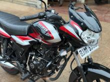 Bajaj Discover 125 2024 Motorbike