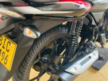 https://riyasewana.com/uploads/bajaj-discover-125-912313213114.jpg