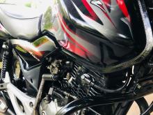 https://riyasewana.com/uploads/bajaj-discover-125m-2120531319326.jpg