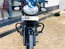 https://riyasewana.com/uploads/bajaj-discover-135-1313161824682.jpg