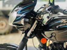 https://riyasewana.com/uploads/bajaj-discover-135-1519023522602.jpg