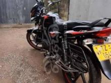 https://riyasewana.com/uploads/bajaj-discover-135-1658511362498.jpg
