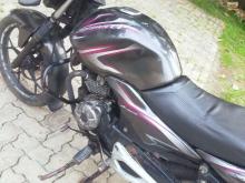https://riyasewana.com/uploads/bajaj-discover-135-181056296264.jpg