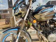 https://riyasewana.com/uploads/bajaj-discover-135-1911231722262.jpg