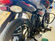 https://riyasewana.com/uploads/bajaj-discover-135-1911475822033.jpg