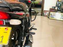 https://riyasewana.com/uploads/bajaj-discover-135-221313274153.jpg
