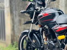 https://riyasewana.com/uploads/bajaj-discover-135-230220124261.jpg