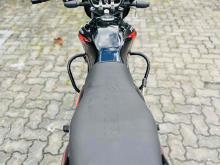 https://riyasewana.com/uploads/bajaj-discover-135-2317380324462.jpg