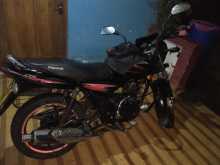https://riyasewana.com/uploads/bajaj-discover-135-2319192813502.jpg