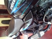 https://riyasewana.com/uploads/bajaj-discover-135-301939466242.jpg
