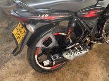 https://riyasewana.com/uploads/bajaj-discover-135-321201124852.jpg