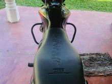 https://riyasewana.com/uploads/bajaj-discover-135-416101024653.jpg