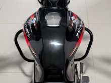 https://riyasewana.com/uploads/bajaj-discover-135-621433713823.jpg
