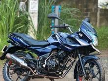 Bajaj Discover 2015 Motorbike