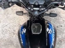 https://riyasewana.com/uploads/bajaj-discover-150-10161208468349.jpg