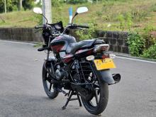 https://riyasewana.com/uploads/bajaj-discover-150-111918556946.jpg