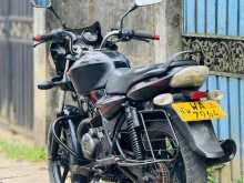https://riyasewana.com/uploads/bajaj-discover-150-121475022342.jpg