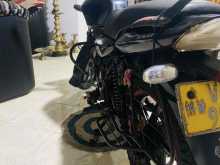 https://riyasewana.com/uploads/bajaj-discover-150-1819165322352.jpg