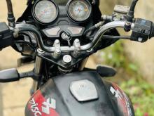 https://riyasewana.com/uploads/bajaj-discover-150-2022360624491.jpg