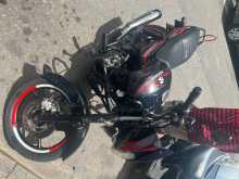 https://riyasewana.com/uploads/bajaj-discover-150-218065013402.jpg